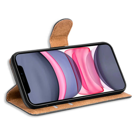 iPhone 11 Pro Max Klapphülle in Schwarz mit Kartenfächern und Schutz