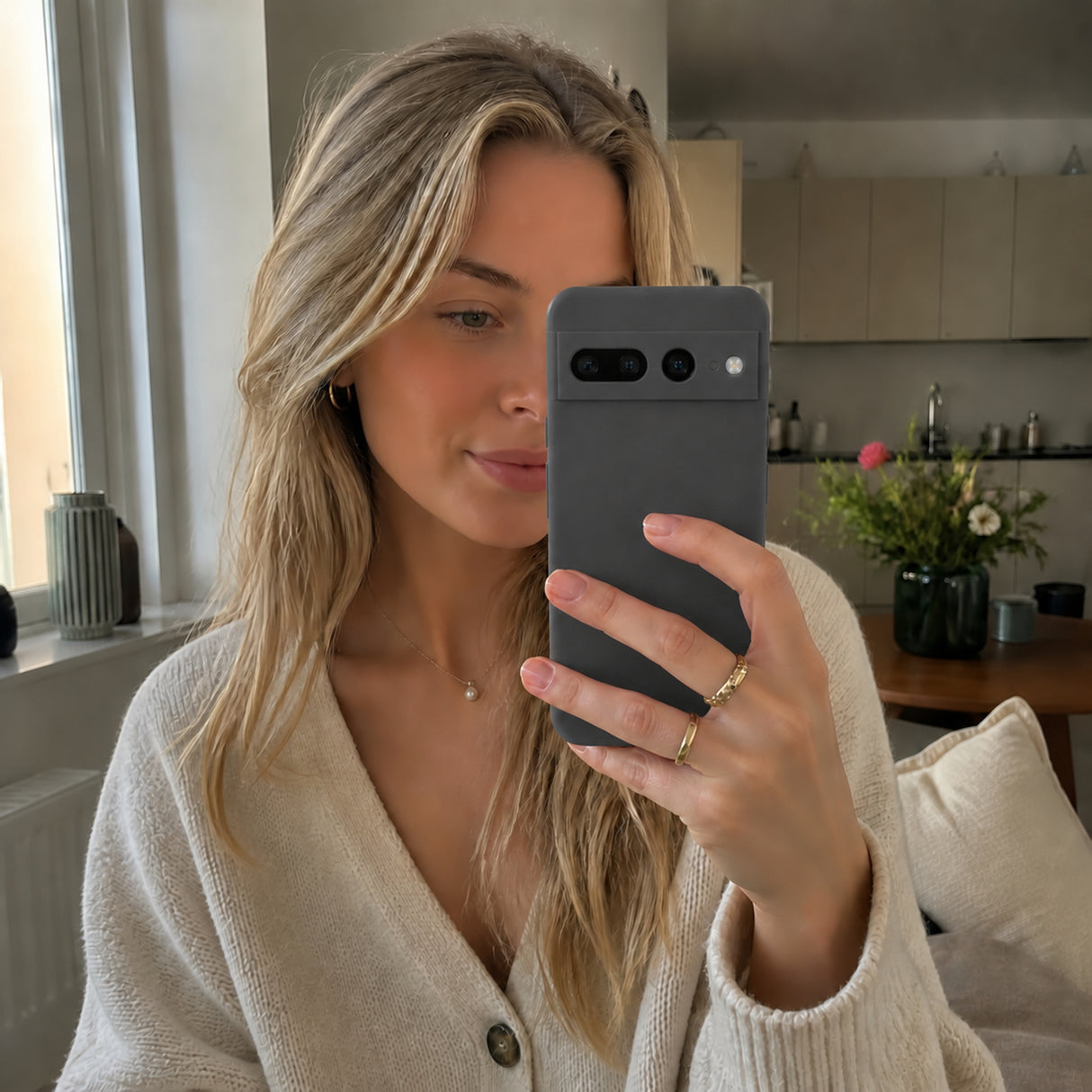 Google Pixel 7 Pro Silicone Pro Silikon Hülle Anthrazit – Detailansicht 6