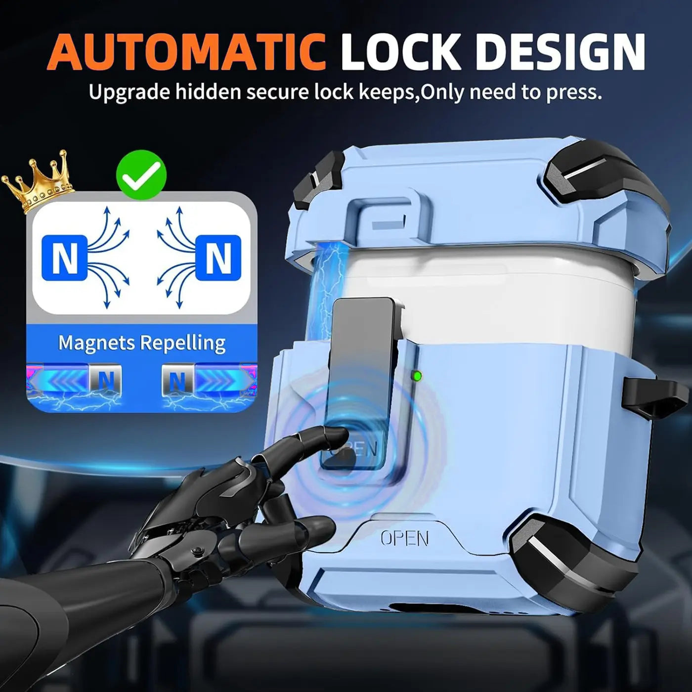 Hellblaue, robuste AirPods 3 Hülle aus Kunststoff mit schwarzem Karabiner, von vorne, Roboterhand drückt Verschluss.
