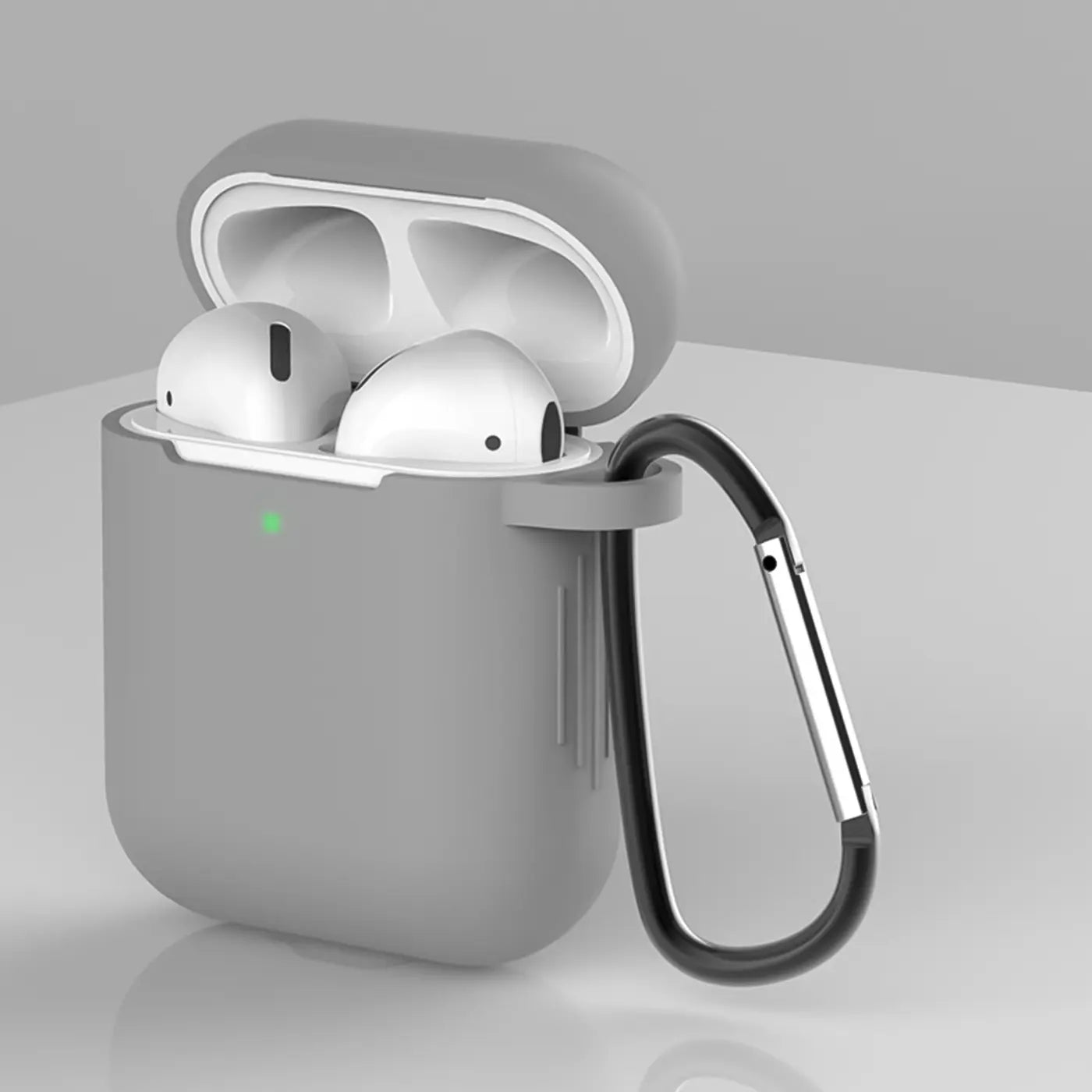 Graue Silikonhülle für AirPods 1/2, offen mit weißen AirPods und grünem LED-Licht, seitlich ein schwarzer Karabiner.