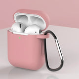 Silikon Schutzhülle für AirPods 1 / 2 mit Soft-Touch Oberfläche, Karabiner und LED-Sichtfenster - ideal für Alltag, Sport und Reisen