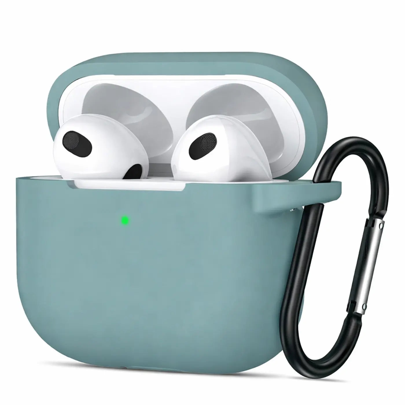 Offene, mintgrüne Silikonhülle für AirPods 3 mit eingesetzten Kopfhörern und schwarzem Karabiner, leicht schräg.