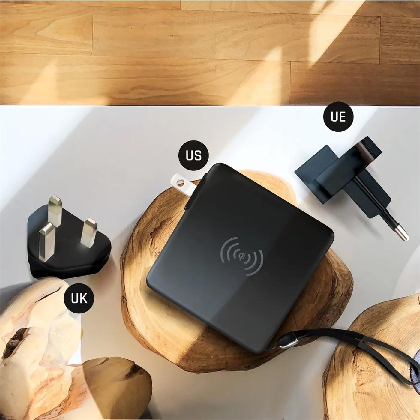 Reiseladegerät Multi-Ladegerät – Induktiv & Powerbank