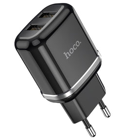 Hoco N4 Ladegerät, schwarz, mit zwei USB-Anschlüssen für effizientes Laden von Smartphones und Tablets.