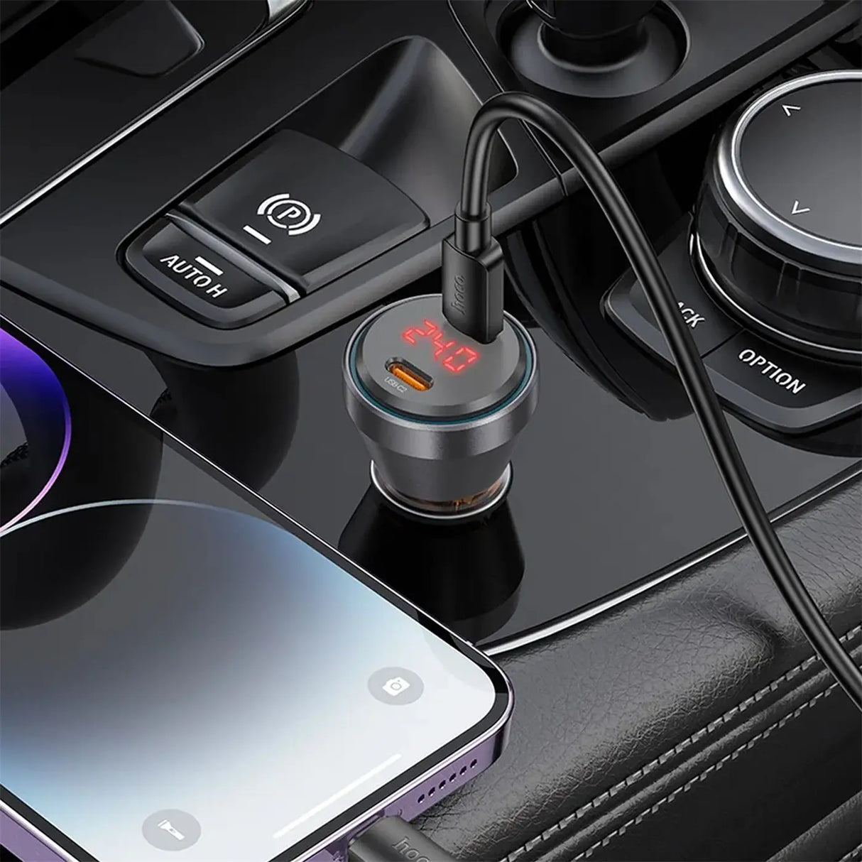 Hoco KFZ Ladegerät NZ12 mit microUSB, Lightning oder USB-C Kabel in Schwarz