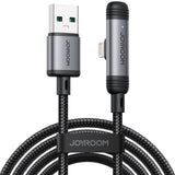 Graues USB-A auf Lightning-Kabel, 90° Winkel, Nylon, mit JOYROOM-Logo.