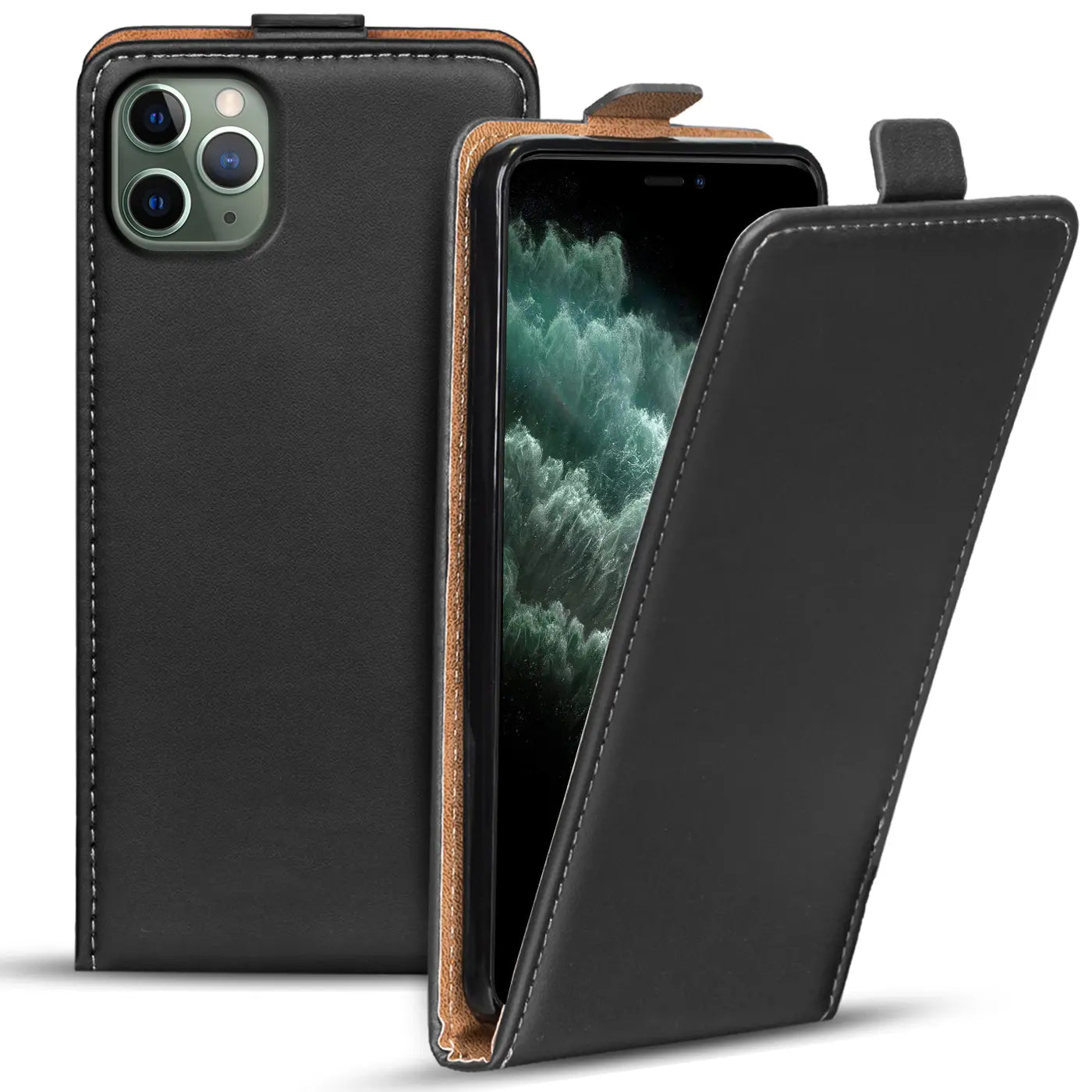 Schwarze Leder-Flip-Hülle, offen, zeigt iPhone 11 Pro, Nahaufnahme.