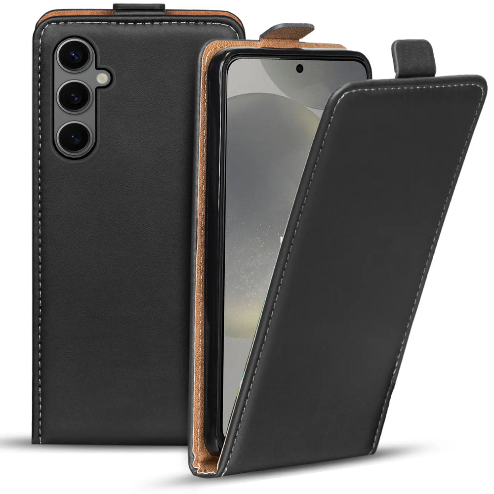 Schwarze Leder-Flip-Hülle mit braunem Innenfutter, zeigt Samsung Galaxy S24 FE.