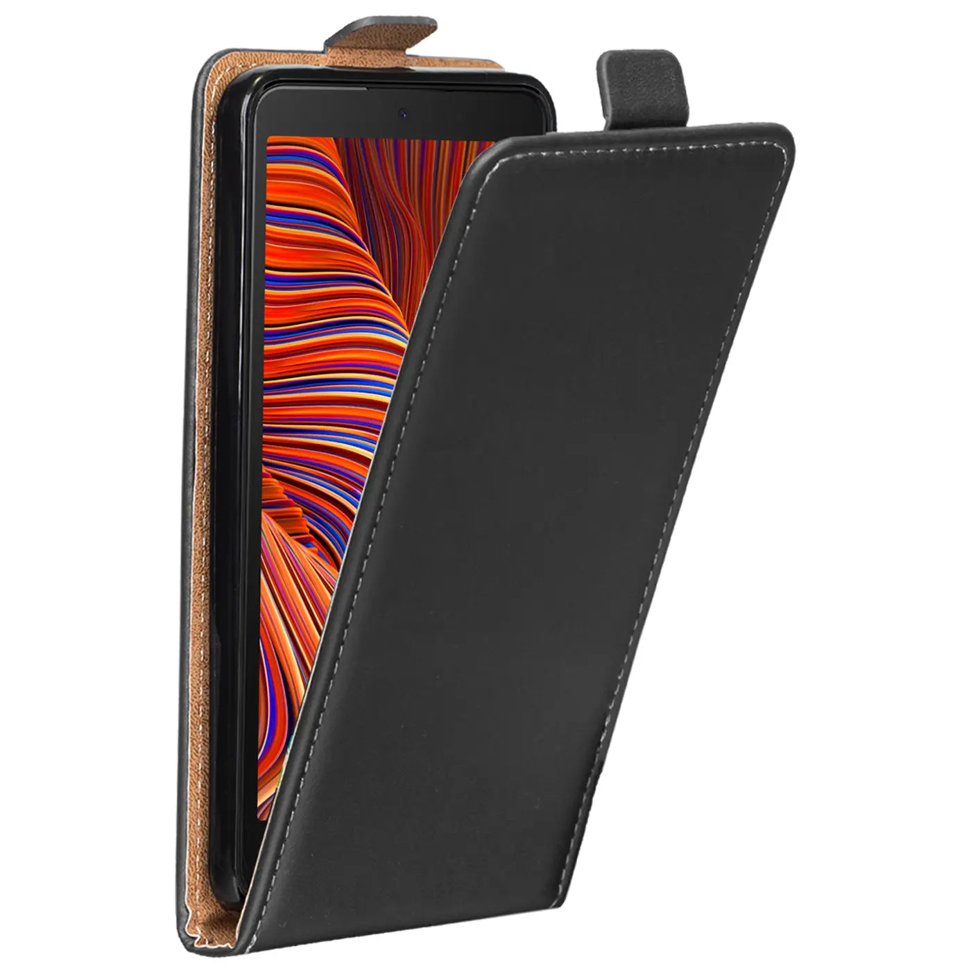 Schwarze Leder-Flip-Hülle mit offenem Deckel, zeigt Samsung Galaxy XCover 5.
