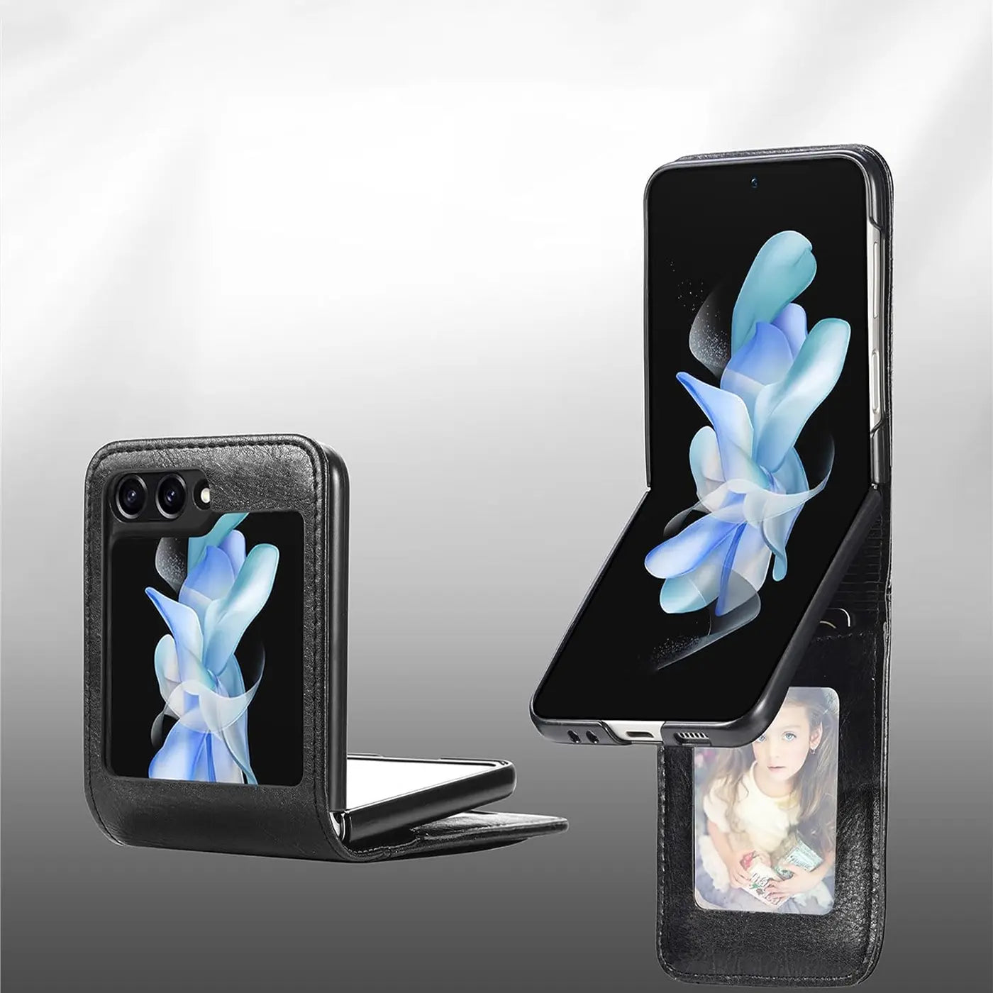 Schwarze Leder-Flip-Hülle für Samsung Galaxy Z Flip 7, offen, mit Foto.