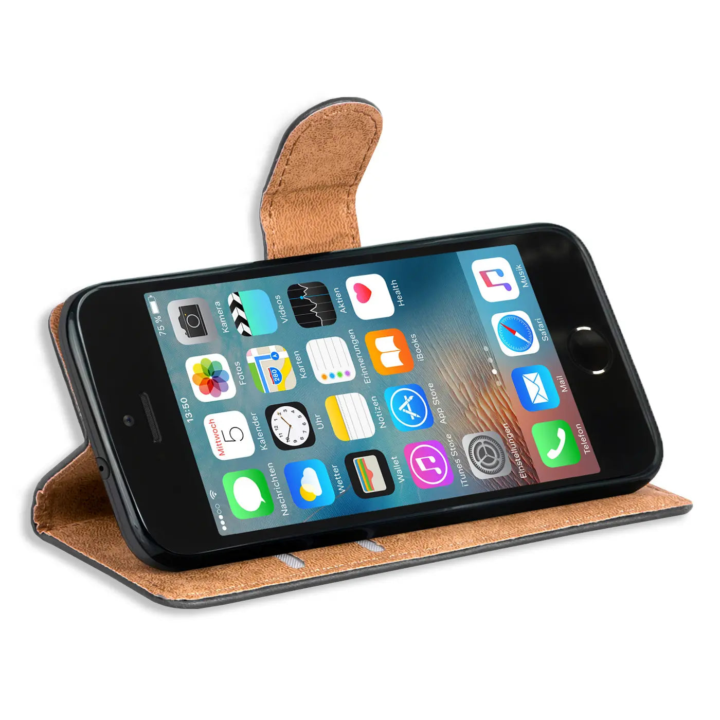Braune Leder-Klapphülle mit Kartenfächern, zeigt iPhone 5/5S/SE von vorne, leicht schräg