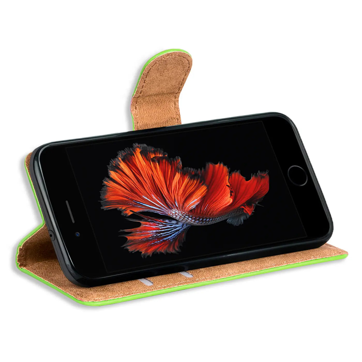 Grüne Klapphülle aus Leder mit braunem Innenfutter, zeigt iPhone 7 Plus/8 Plus.
