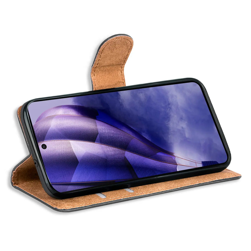 HMD Skyline Klapphülle in Schwarz mit Kartenfächern und Schutz