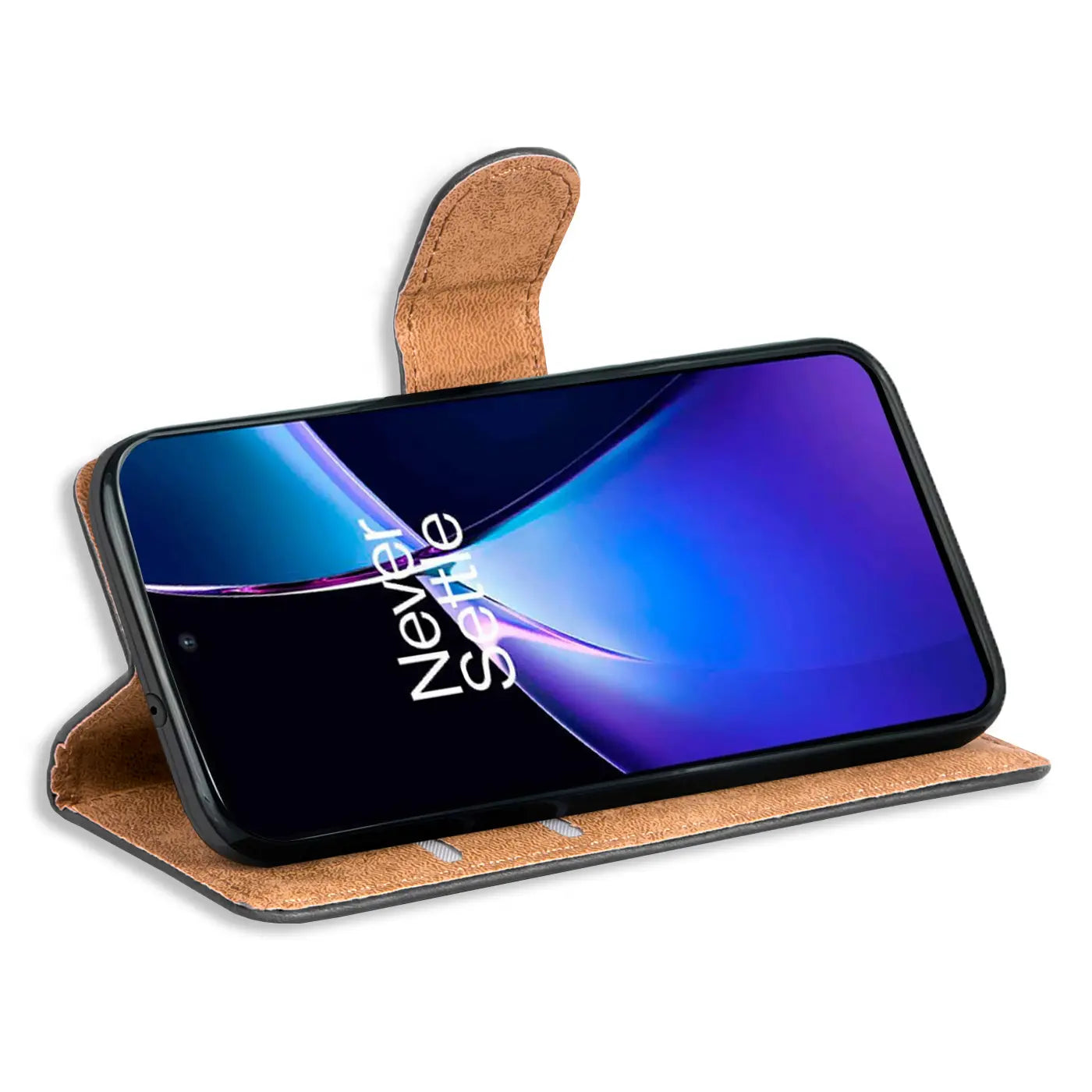 Braune Kunstleder-Klapphülle mit Kartenfächern, zeigt OnePlus Nord CE4 Lite 5G von vorne.
