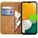 Samsung Galaxy A13 5G / A04s Klapphülle in Grün mit Kartenfächern und Schutz