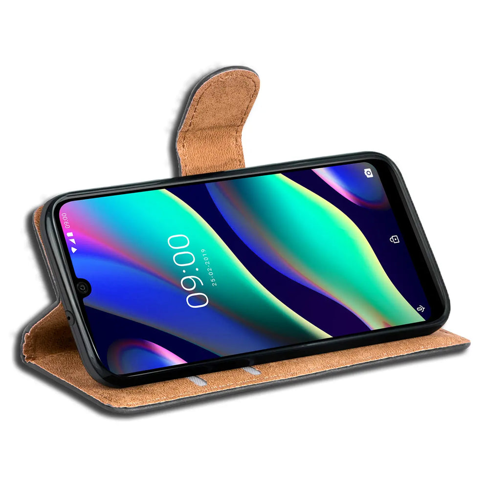Braune Kunstleder-Klapphülle mit Kartenfächern, Wiko View 3 Lite, Seitenansicht.