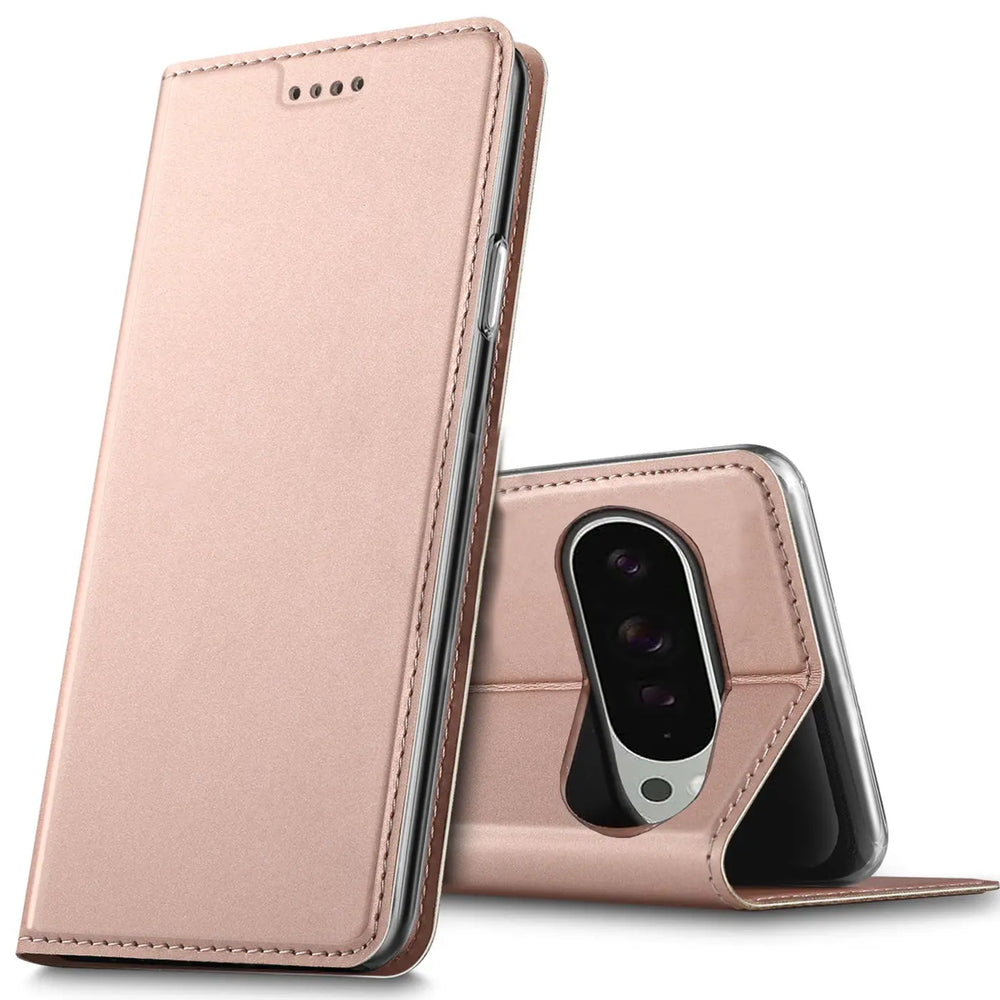 Zwei roségoldene, metallic Flip Hüllen aus Kunstleder für das Google Pixel 9. Eine geschlossen, eine als Ständer.