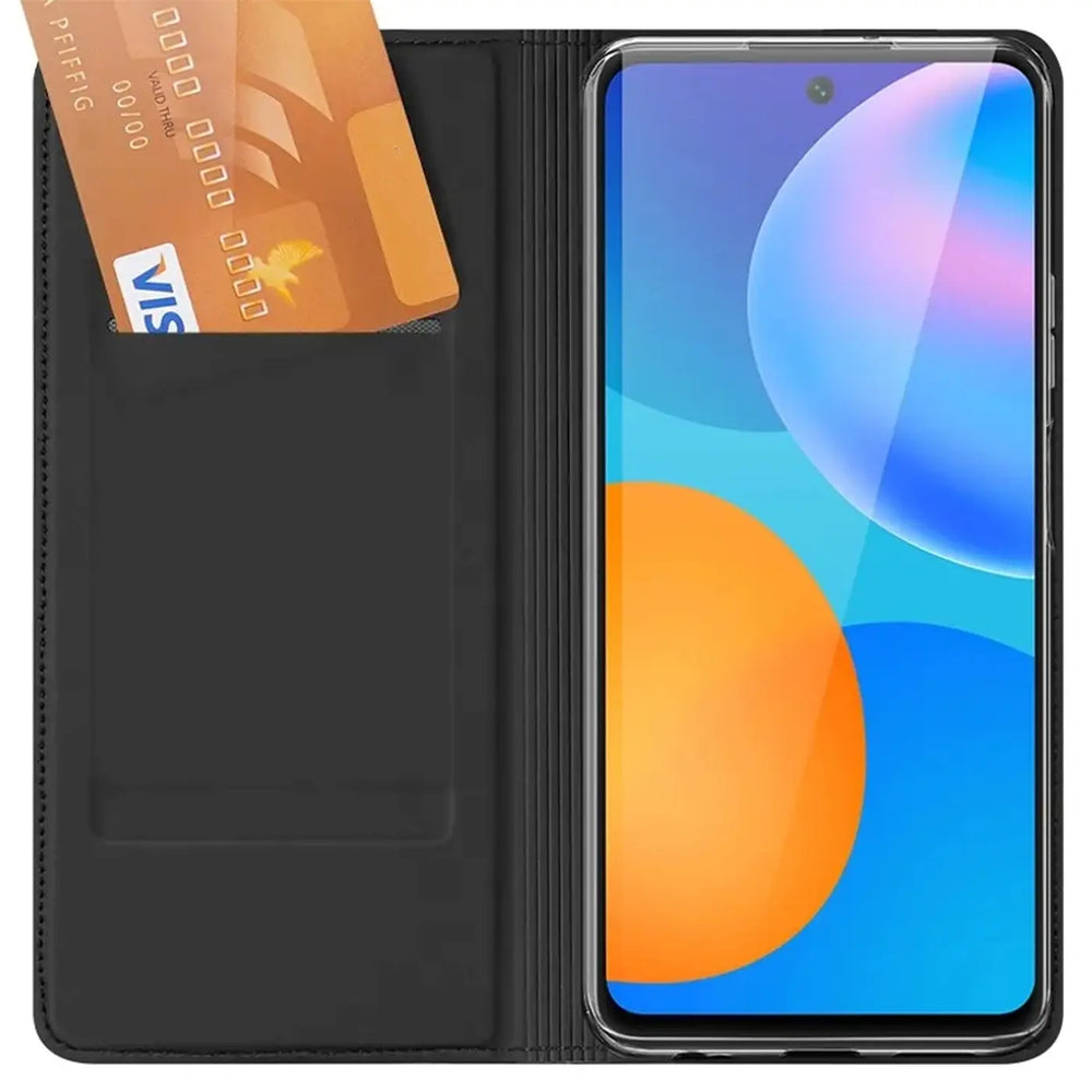 Schwarze Kunstleder-Klapphülle mit Kartenfach, zeigt Huawei P Smart 2021.