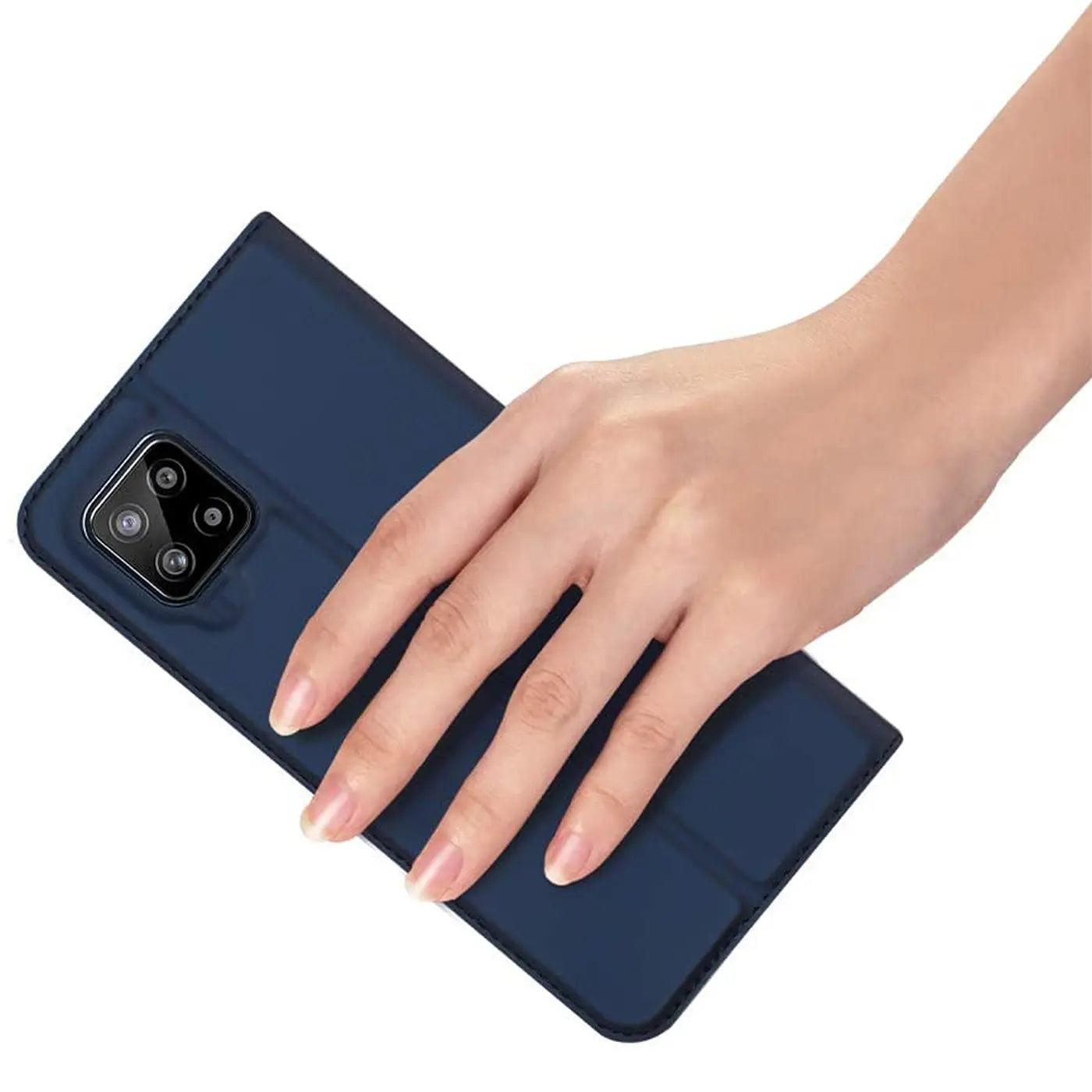 Dunkelblaue Klapphülle aus Kunstleder für Samsung Galaxy A03, von vorne gesehen.
