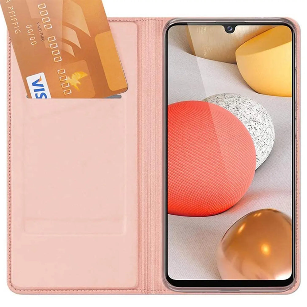 Rosa Kunstleder-Flip-Hülle mit Kartenfächern, zeigt Samsung A13 5G/A04s.
