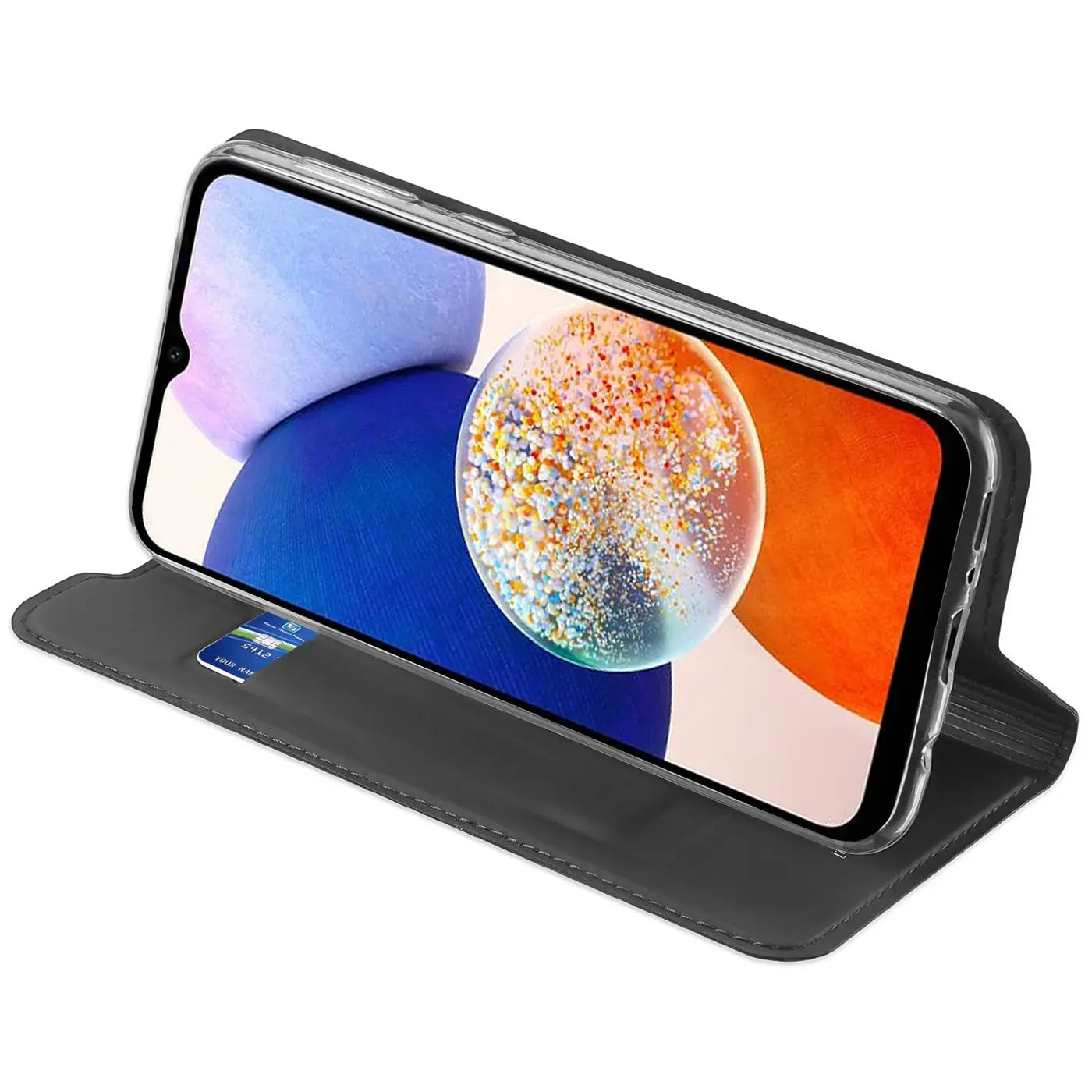 Samsung Galaxy A14 4G/5G in dunkler Leder-Flip-Hülle, von vorne schräg.