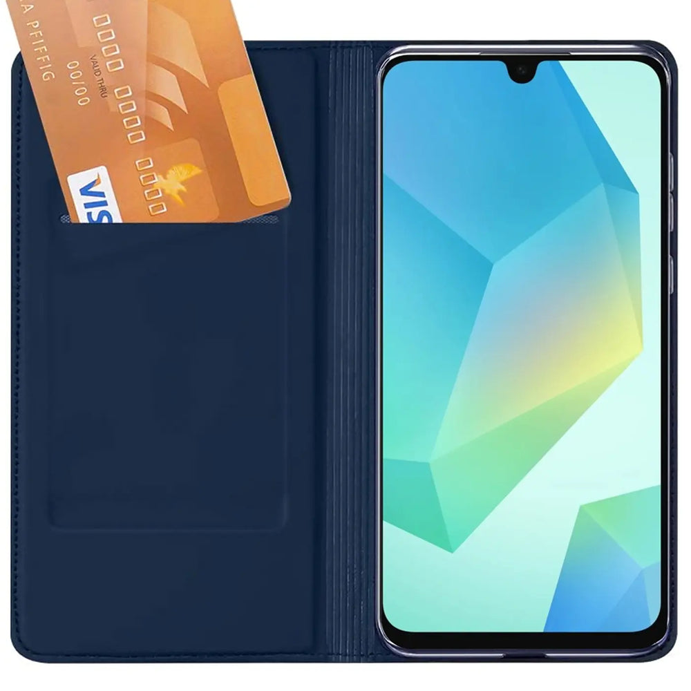 Dunkelblaue Kunstleder-Flip-Hülle mit Kartenfach für Samsung Galaxy A27 5G, von vorne gezeigt.