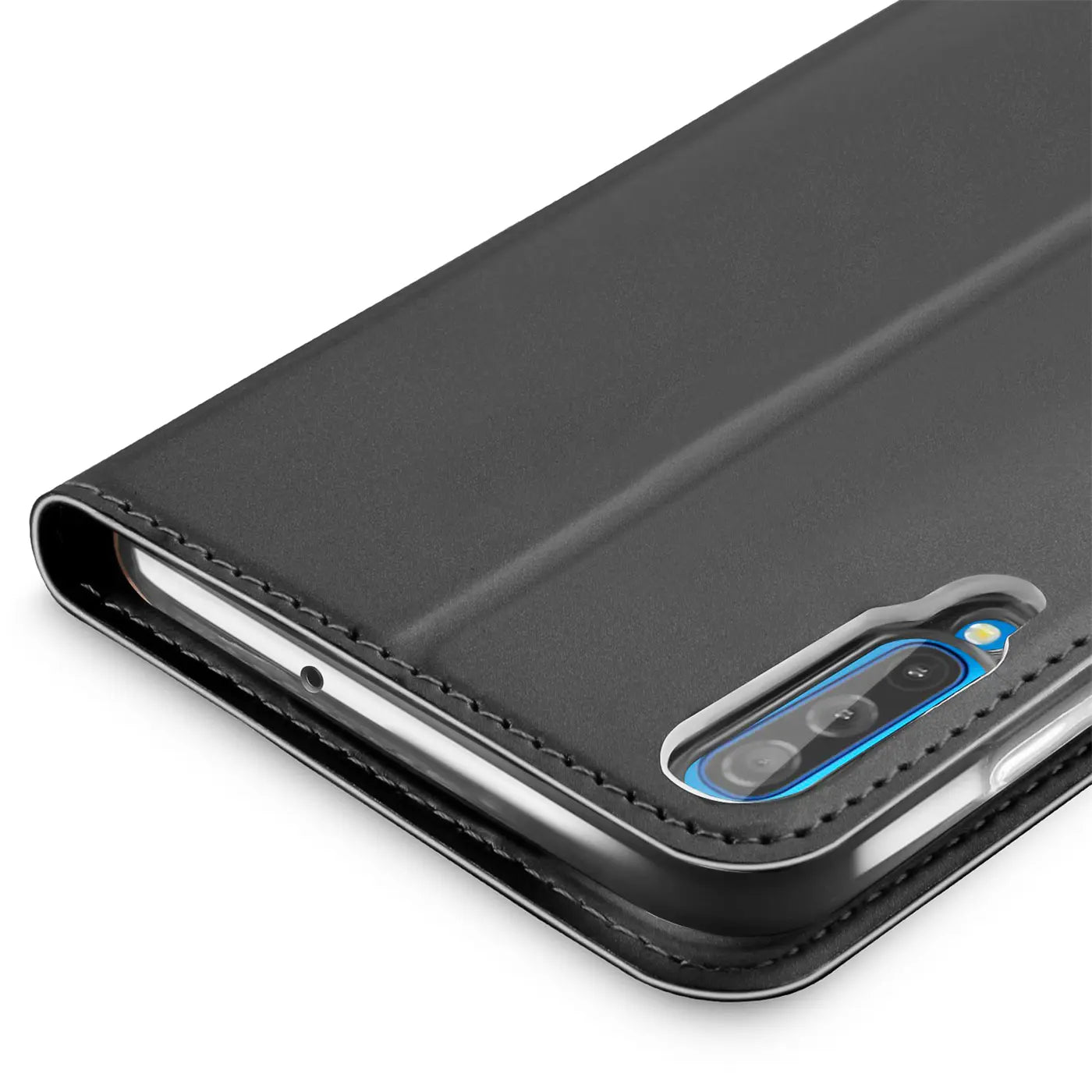 Schwarze Leder-Flip-Hülle zeigt Rückseite eines Samsung Galaxy A50/A30s.