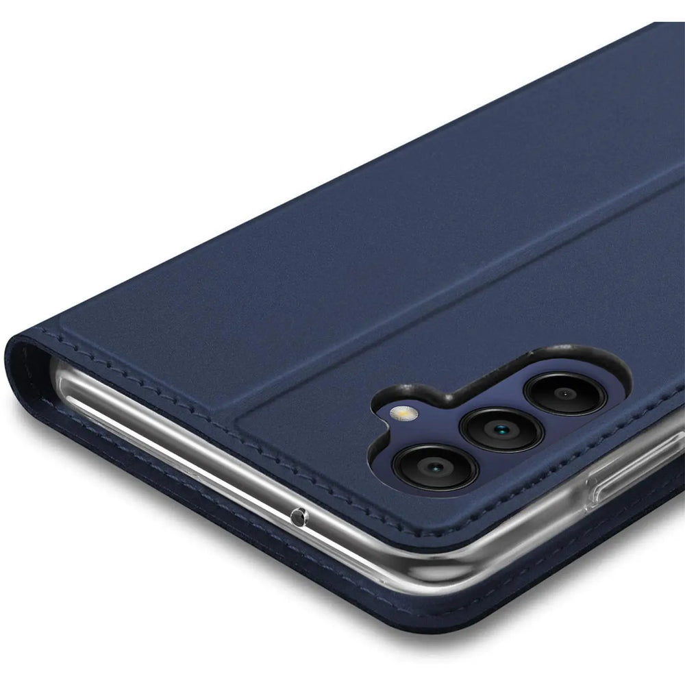 Dunkelblaue Leder-Flip-Hülle für Samsung Galaxy A55 5G, Nahaufnahme von hinten.