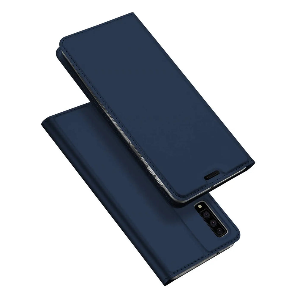 Dunkelblaue Leder-Flip-Hülle für Samsung Galaxy A7 2018, von oben schräg fotografiert.