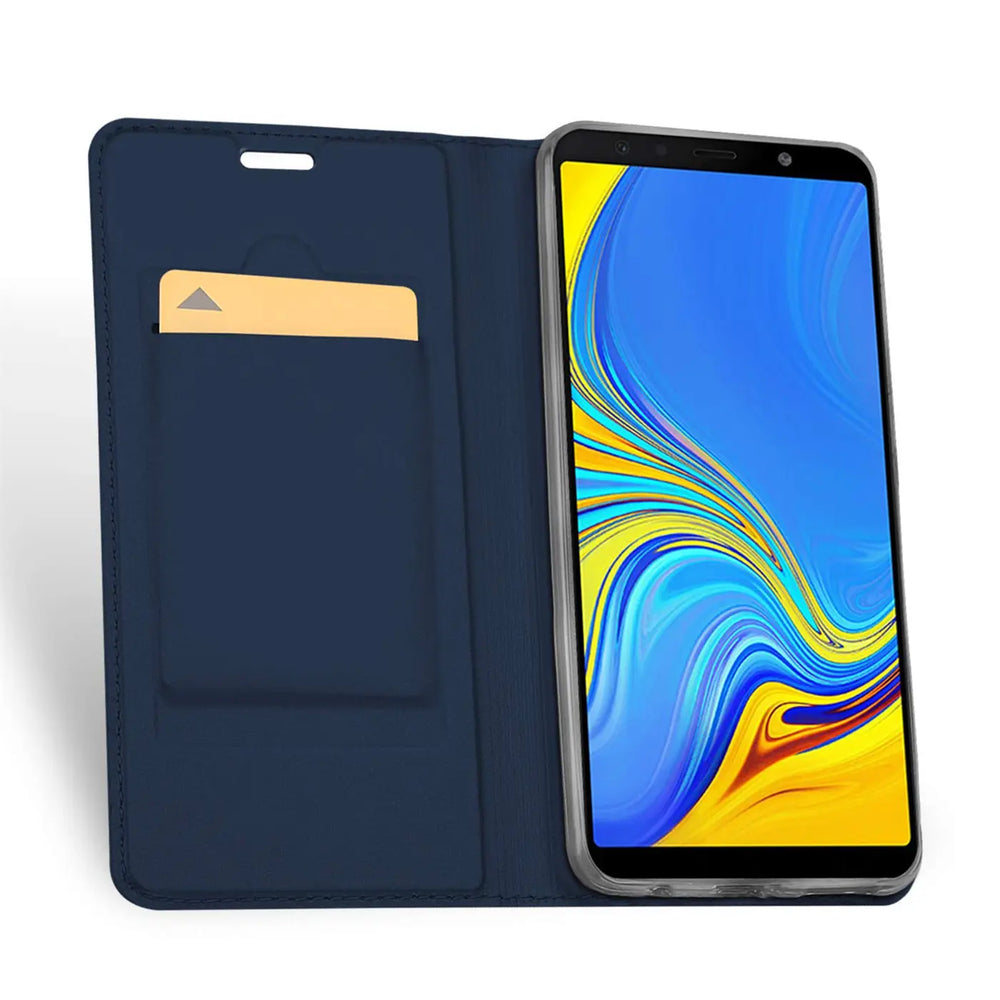 Dunkelblaue Kunstleder-Flip-Hülle mit Kartenfach, Samsung Galaxy A7 2018, von vorne