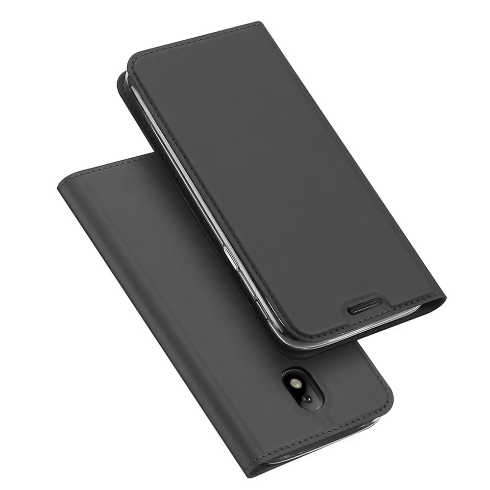 Zwei schwarze, klappbare Kunstlederhüllen für das Samsung Galaxy J5 2017, schräg von oben auf weißem Grund.