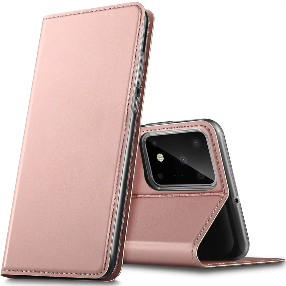 Roségoldene, metallische Kunstleder-Flip-Hülle für Samsung Galaxy S20 Ultra, teilweise geöffnet, schräg von vorne.