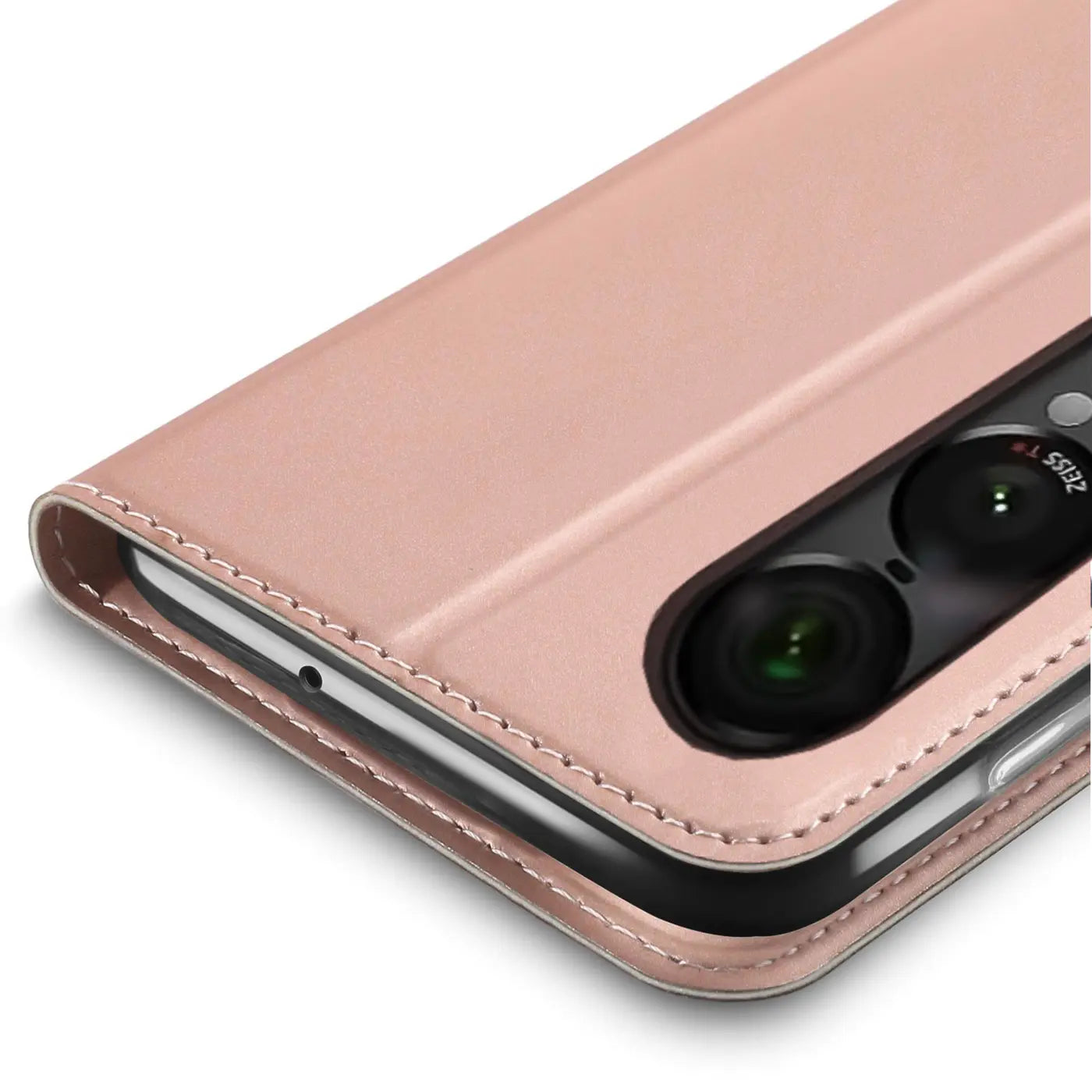 Metallic roségoldene Flip-Hülle aus Kunstleder, Nahaufnahme, Sony Xperia 1 VII Kamera.
