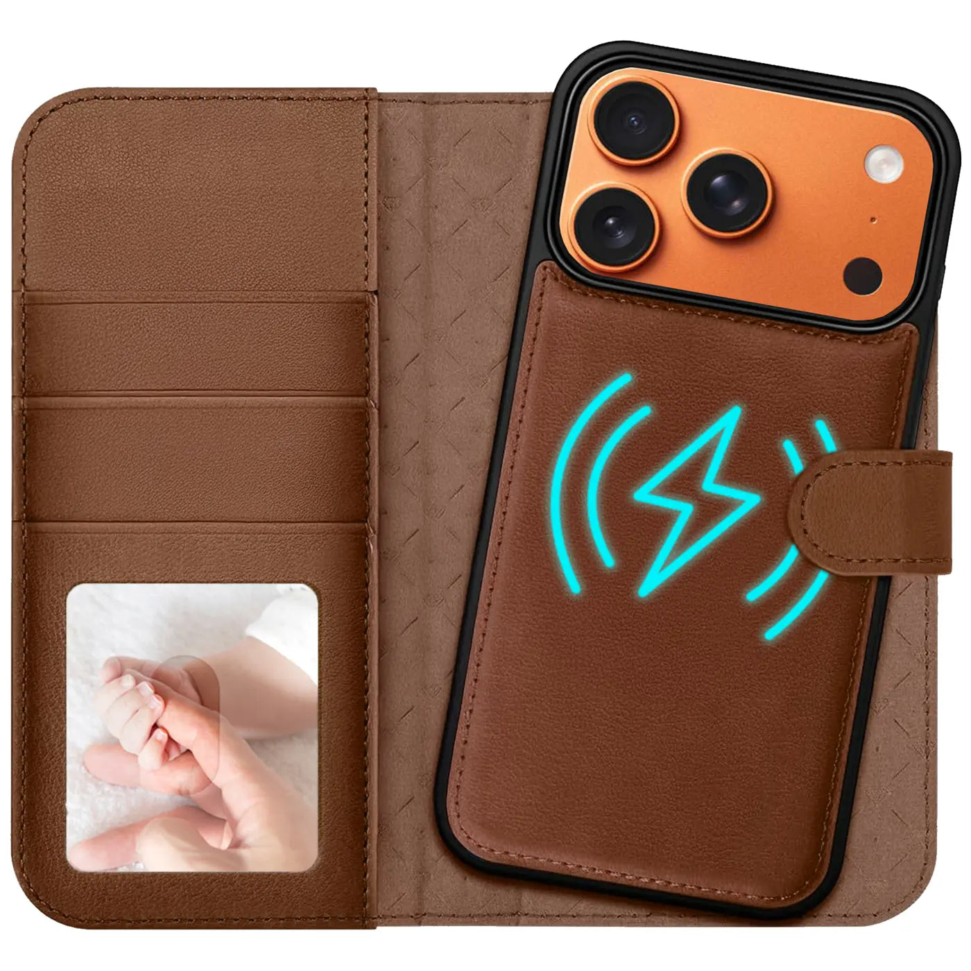 Braune Leder-Klapphülle mit Kartenfach und MagSafe-Symbol, zeigt iPhone 17 Pro Max.