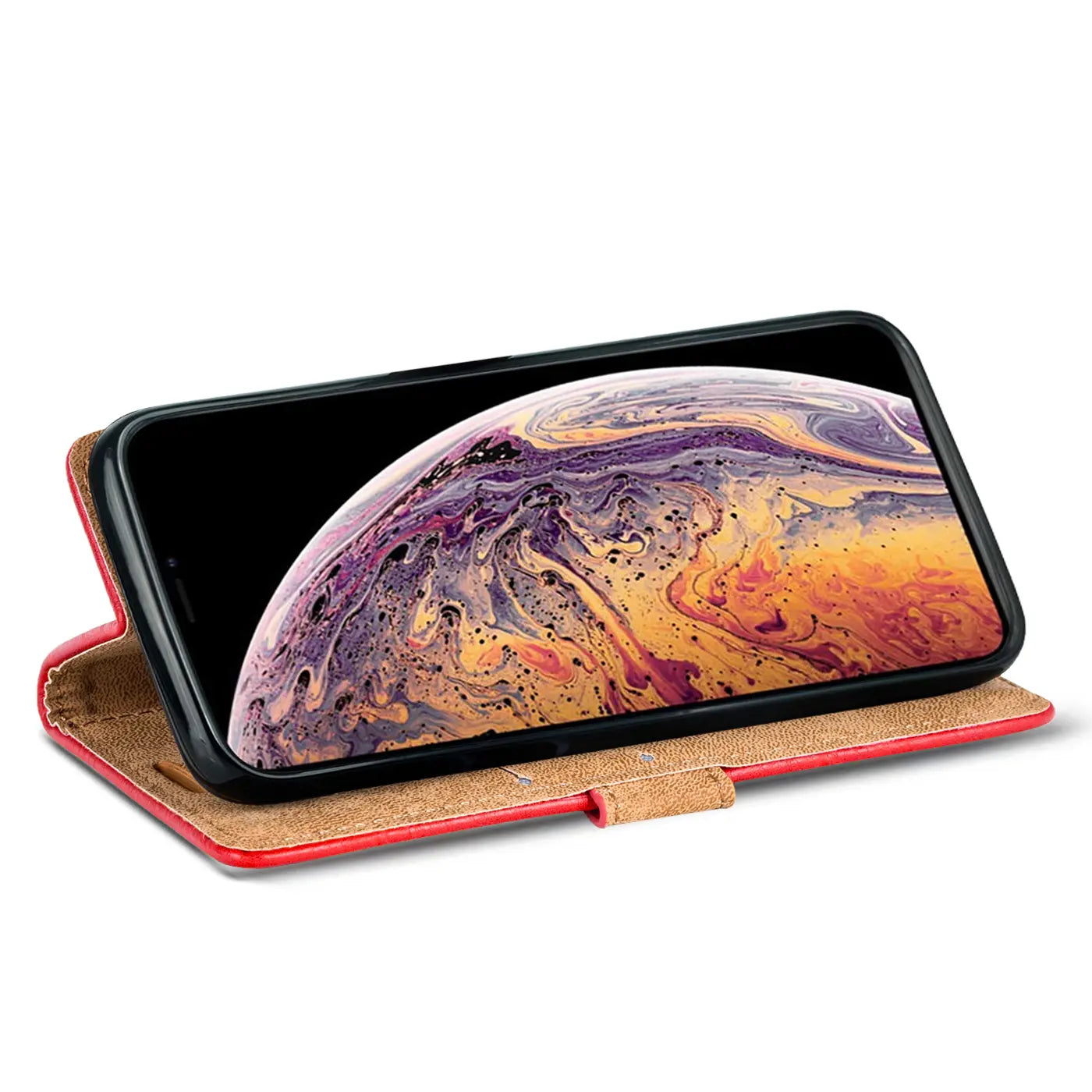 Rote Leder-Klapphülle mit braunem Innenfutter, schräg von vorne, zeigt iPhone 11 Pro.