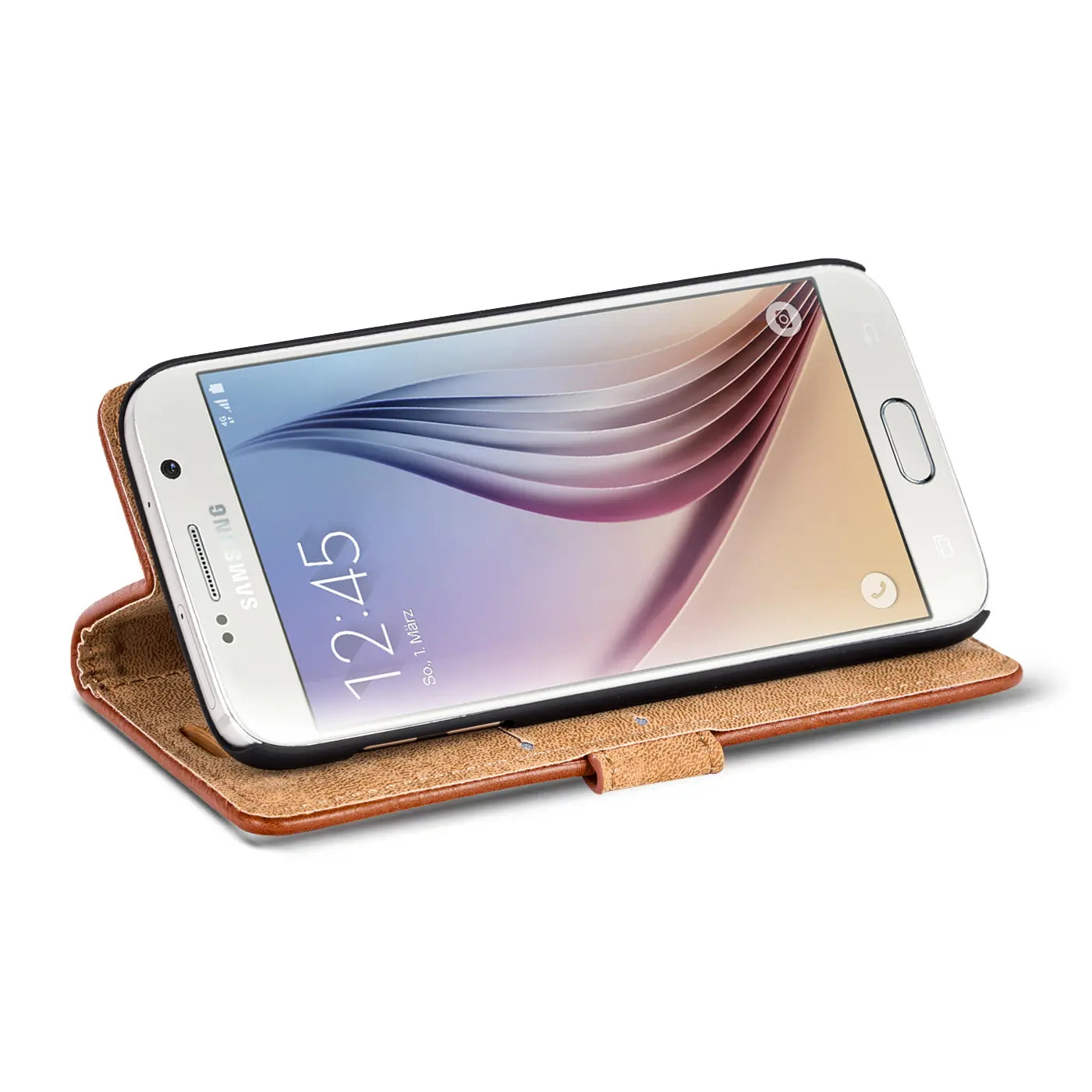 Braunes Leder-Flipcase mit Samsung Galaxy S6, von vorne schräg gezeigt.
