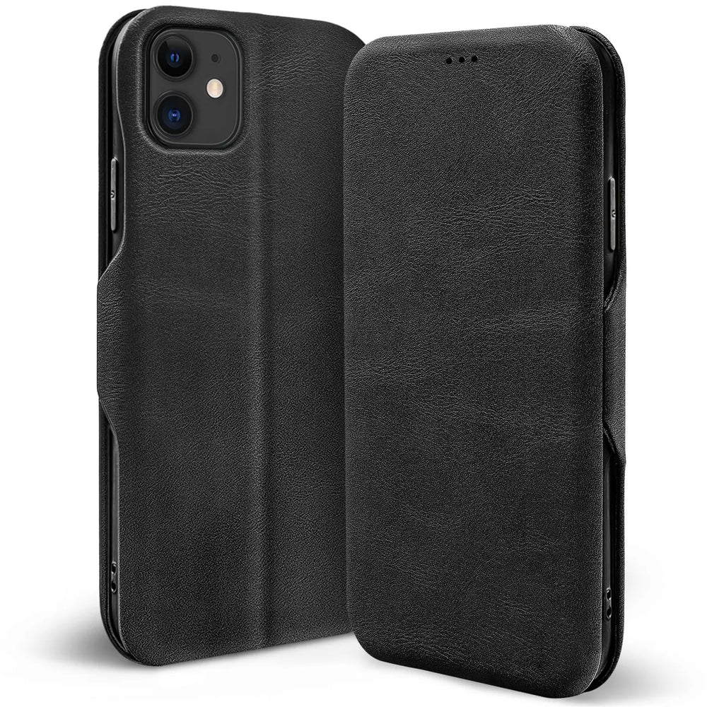 Schwarze Leder-Klapphülle mit Kartenfach für iPhone 11, Seitenansicht.