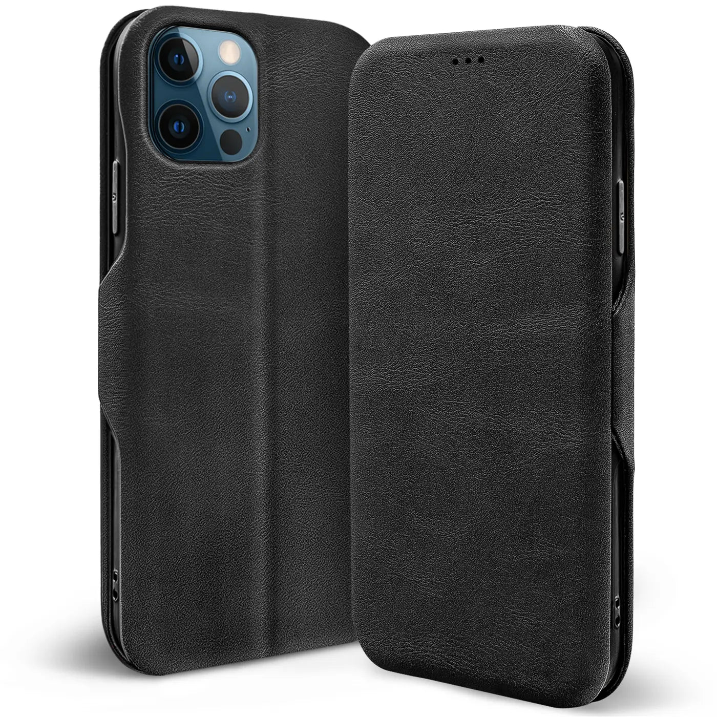 Schwarze Leder-Klapphülle mit Kartenfach für iPhone 12/12 Pro, von vorne links gezeigt.