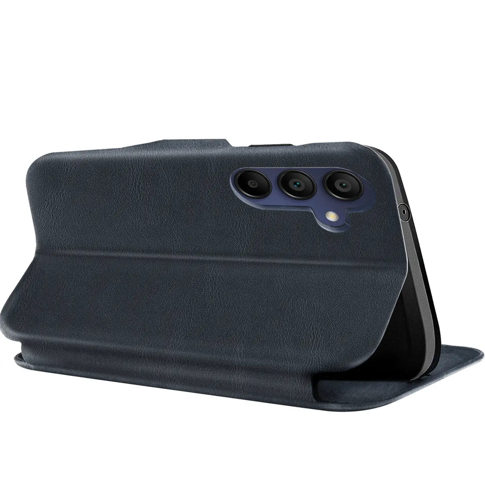 Dunkelblaue Kunstleder-Klapphülle mit Kartenfach, seitliche Ansicht, Samsung Galaxy A36 5G.