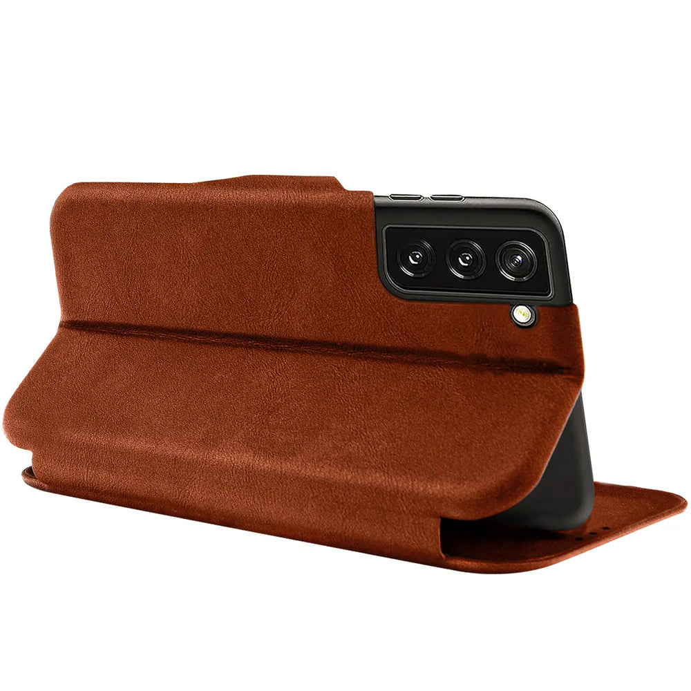 Robuste Klapphülle für Samsung Galaxy S22 mit Magnetverschluss in Braun