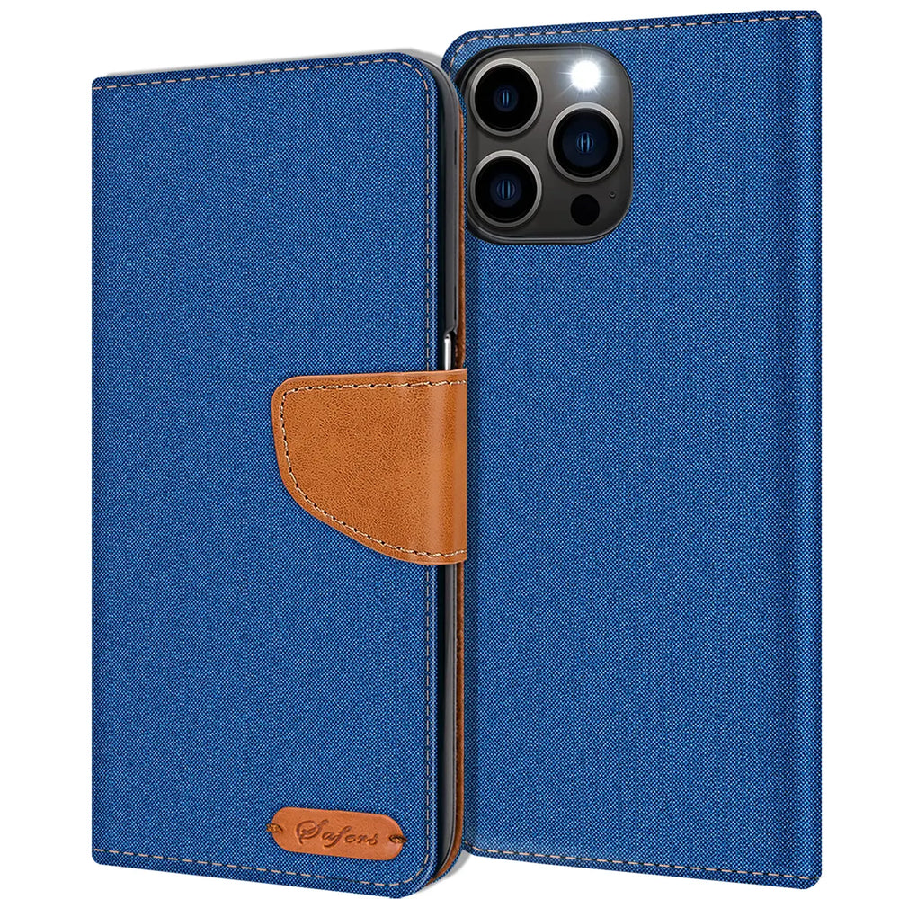 Blaue Textil-Klapphülle mit braunem Lederdetail für iPhone 13 Pro Max.