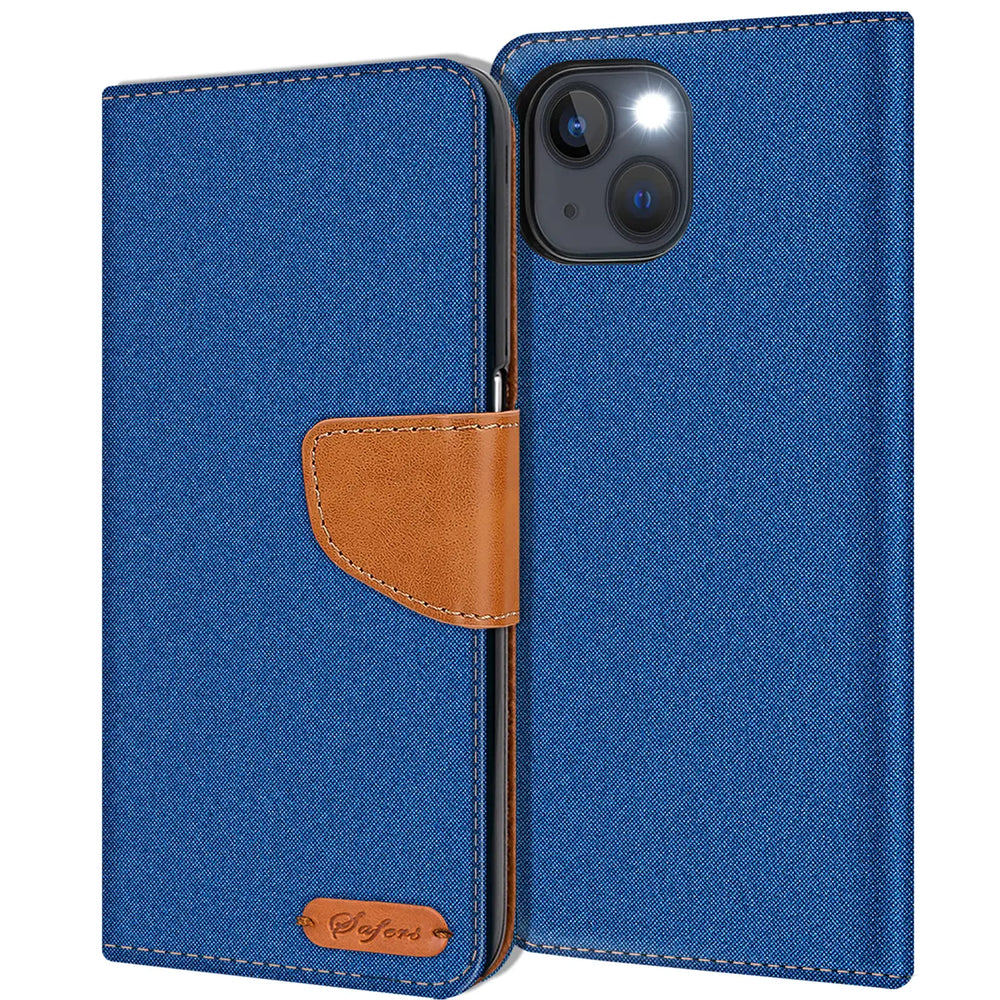 Blaue Textil-Klapphülle mit braunem Lederakzent für iPhone 15 Plus, von vorne