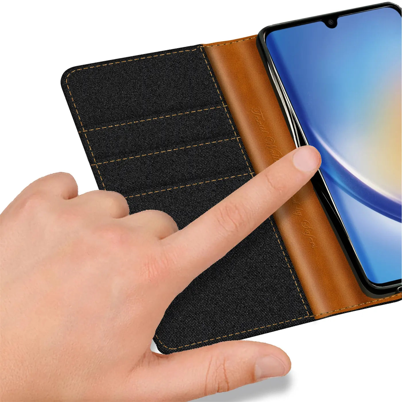 Textil-Klapphülle mit Kartenfach, braun/schwarz, Nahaufnahme, Samsung Galaxy A05s