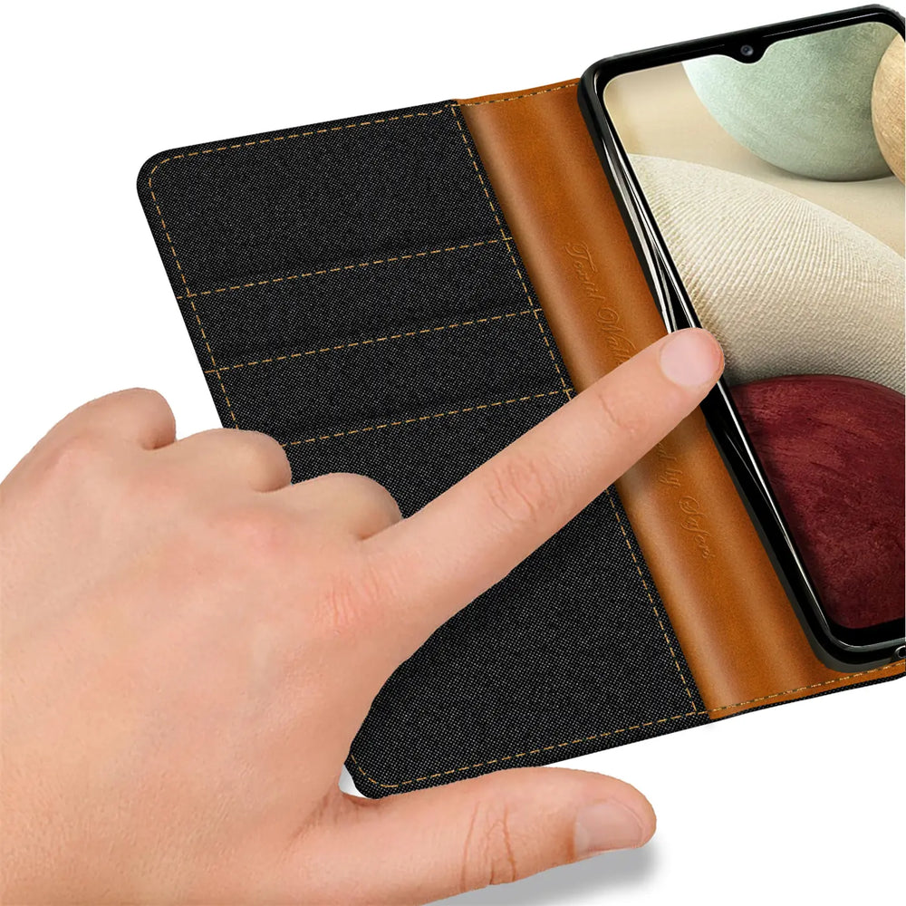 Textil-Klapphülle, braun/schwarz, mit Kartenfächern, Samsung Galaxy A22 5G.
