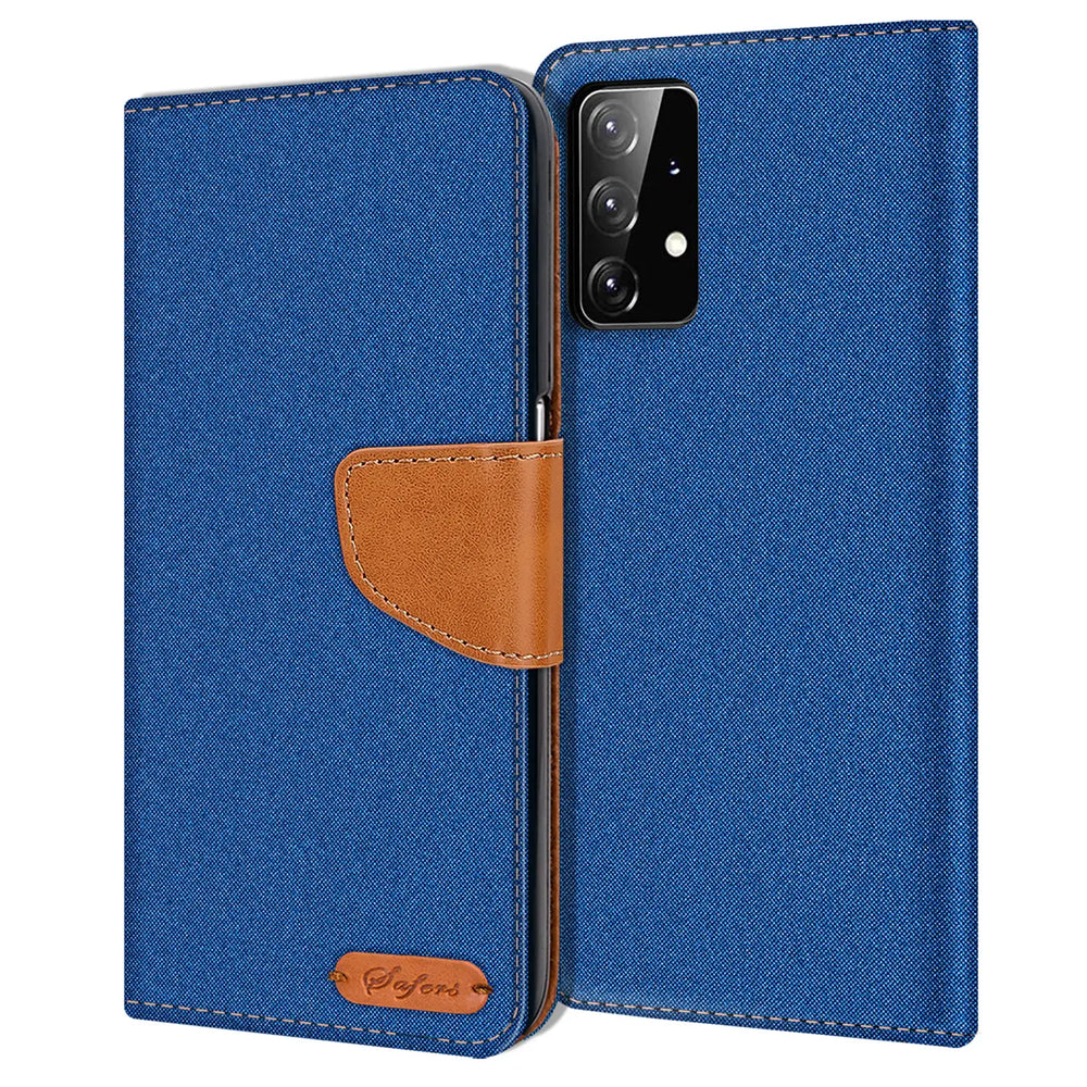 Blaue Textil-Klapphülle mit braunem Lederriemen, zeigt Rückseite eines Samsung Galaxy A52.
