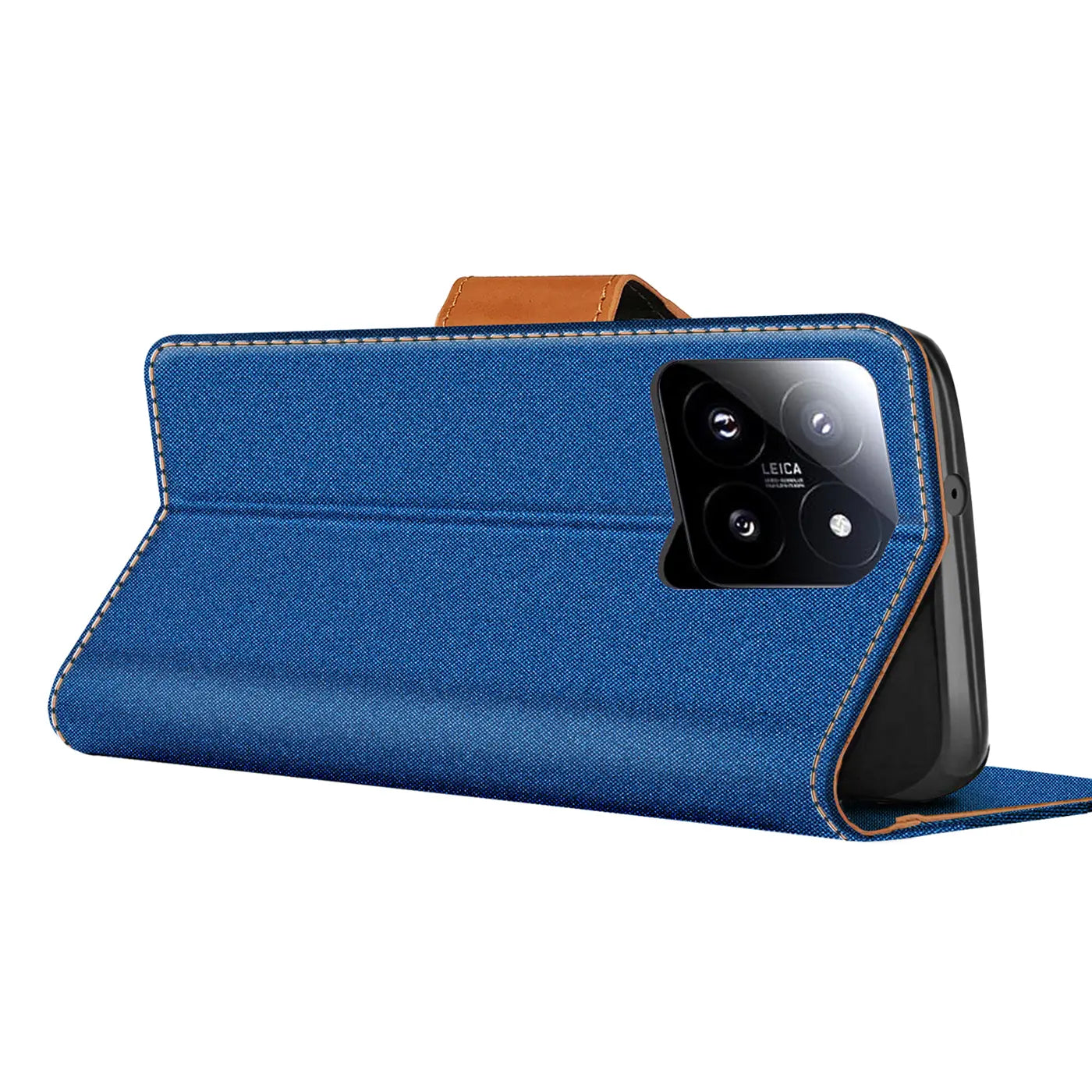 Blaue Textil-Klapphülle mit braunem Lederriemen, seitliche Ansicht, zeigt Smartphone-Kamera.