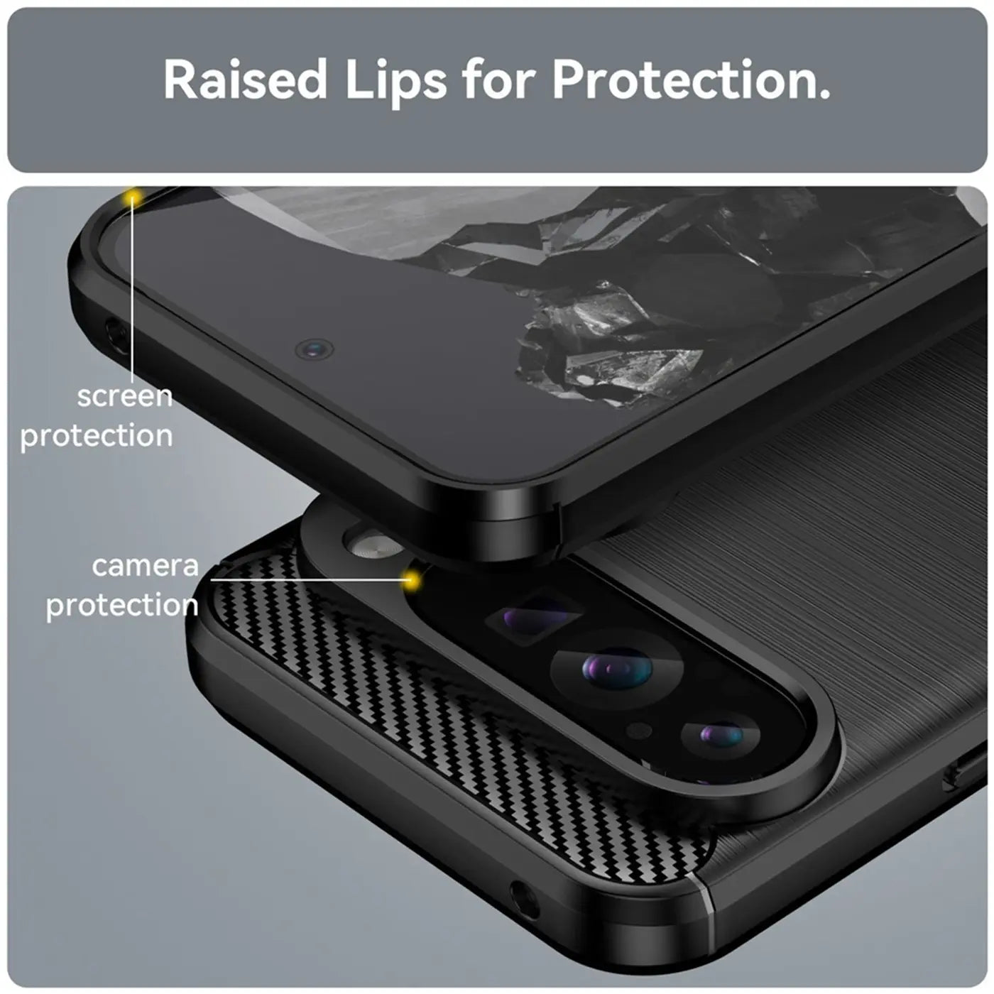 Schwarze Carbon-Hülle für Google Pixel 9 Pro, schräg von oben. Erhöhte Ränder schützen Display und Kamera.