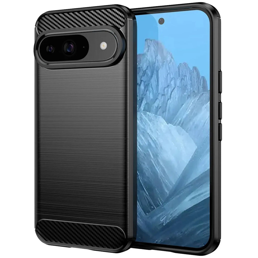 Schwarze Carbon-Hülle für Google Pixel 9, Rückseite mit gebürsteter Textur, Kamera und Display sichtbar, schräg von links.