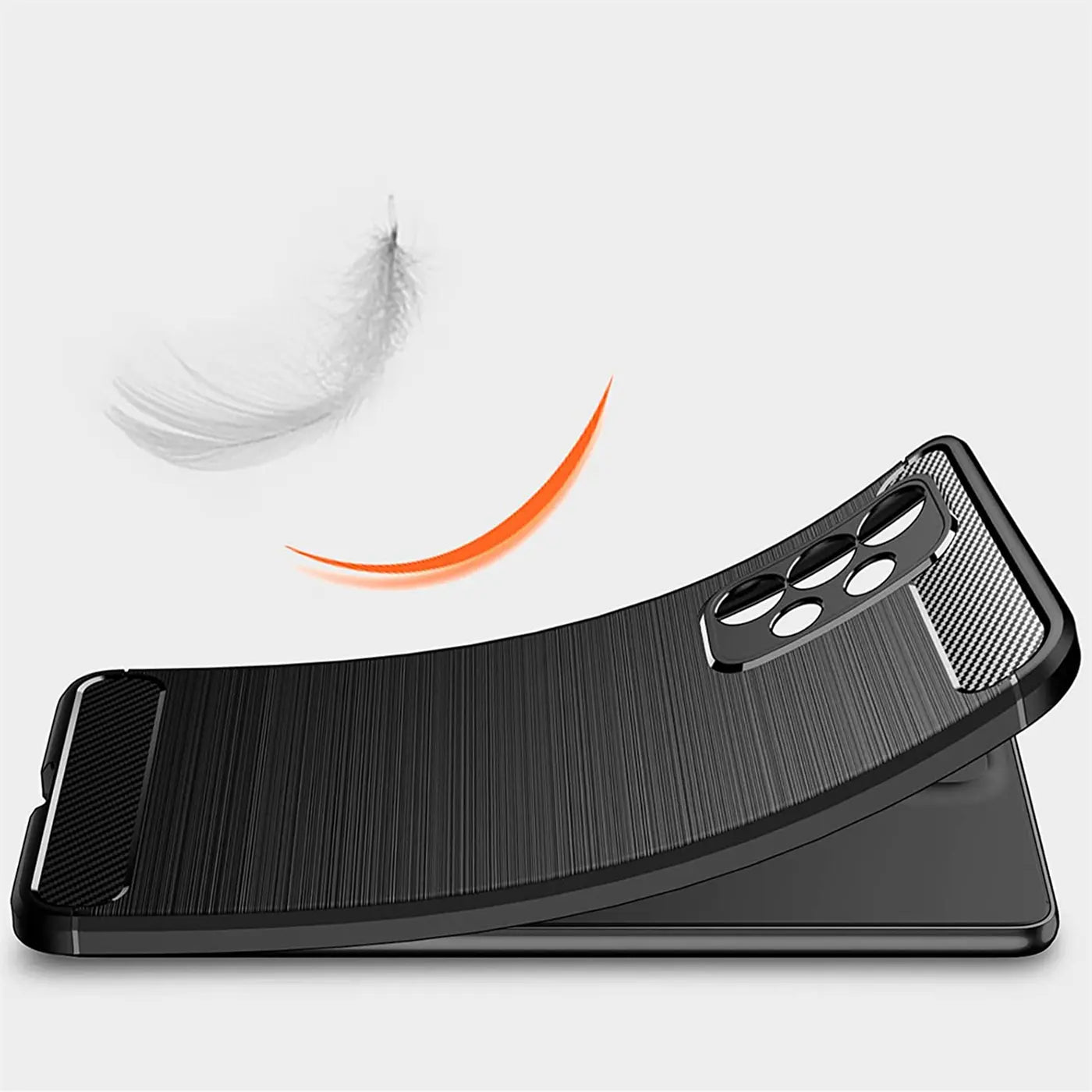 Schwarze Carbon-Hülle für Samsung Galaxy A53 5G, von der Seite, mit Feder-Symbol.