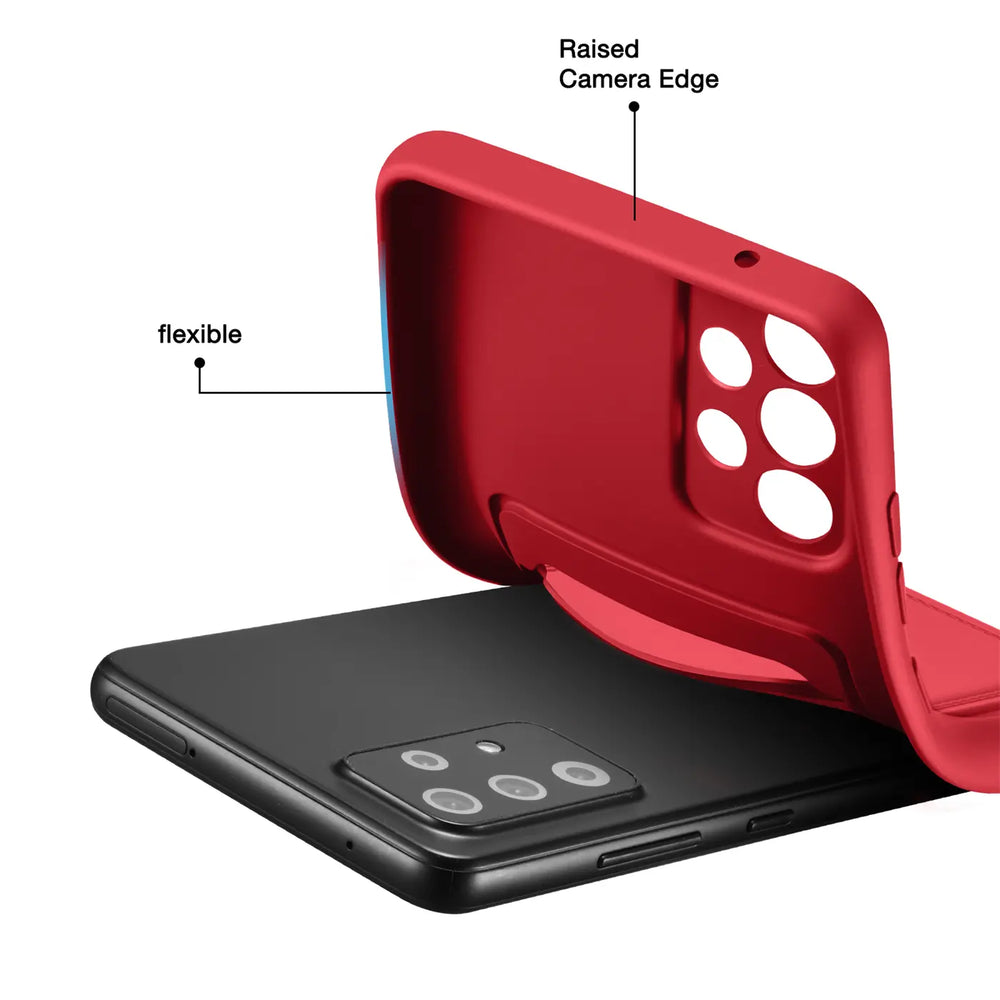 Rote, flexible Handyhülle wird auf schwarzes Samsung Galaxy A23 5G gelegt.